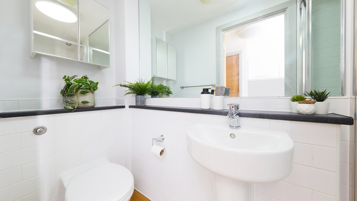  Luxury Plus Studio  -  Earlsdon Street  - Gallery -  3