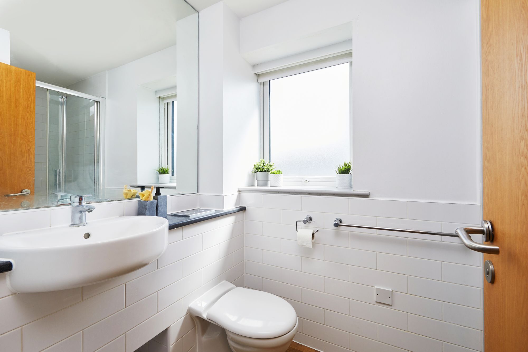  Premium Studio  -  Collegiate St James Street  - Gallery -  5