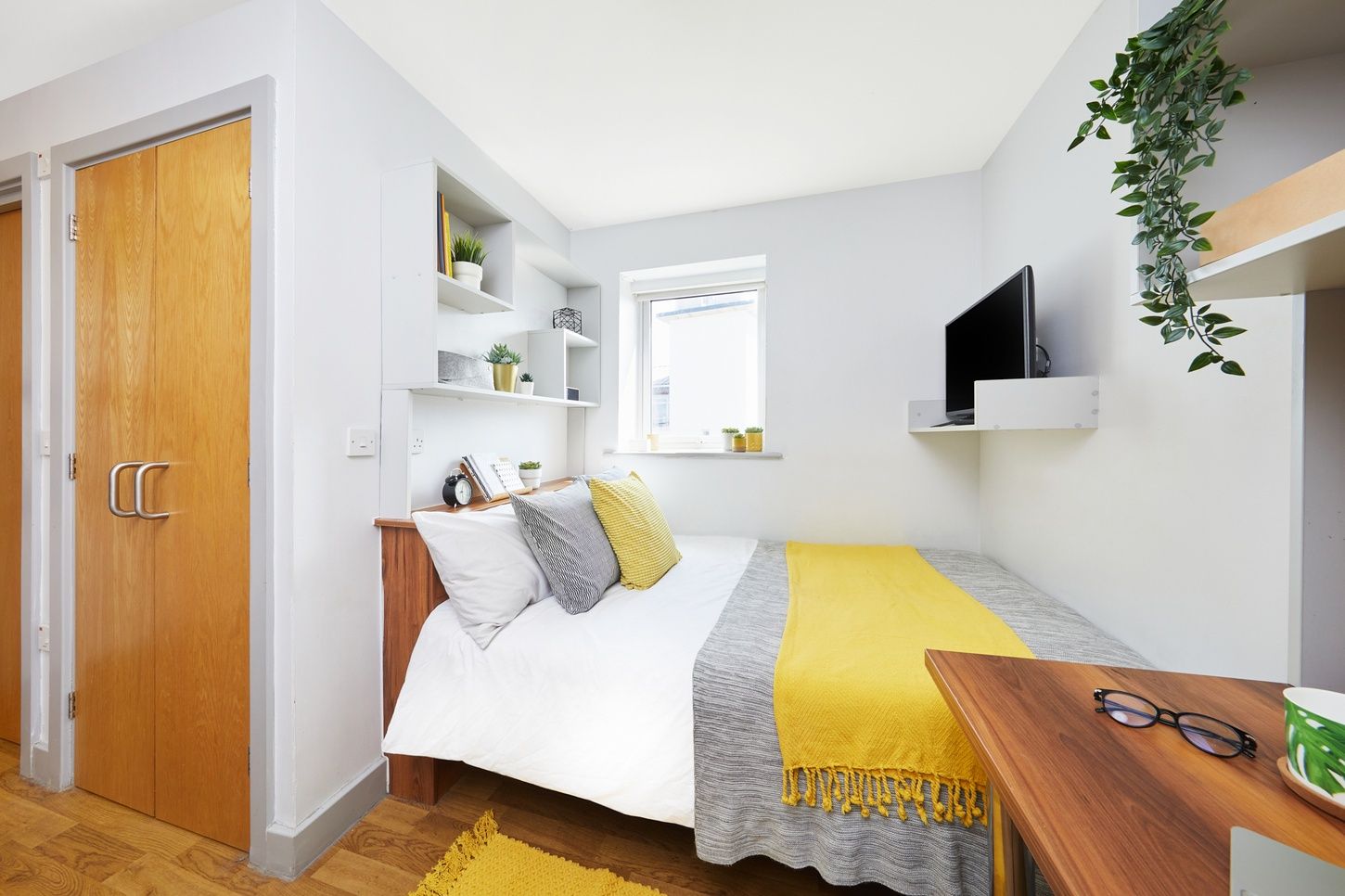 Premium Studio  -  Collegiate St James Street  - Gallery -  3