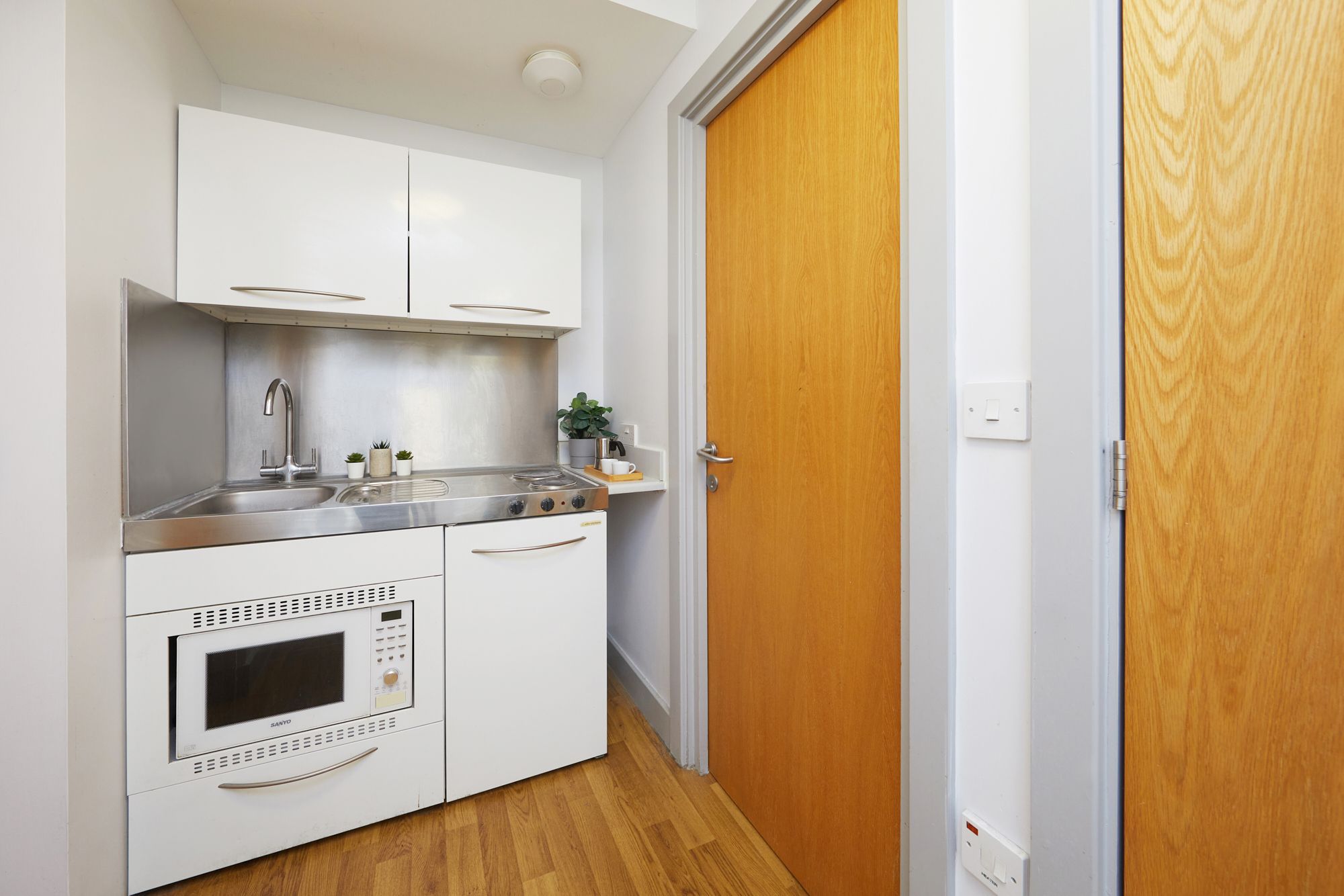  Premium Studio  -  Collegiate St James Street  - Gallery -  4