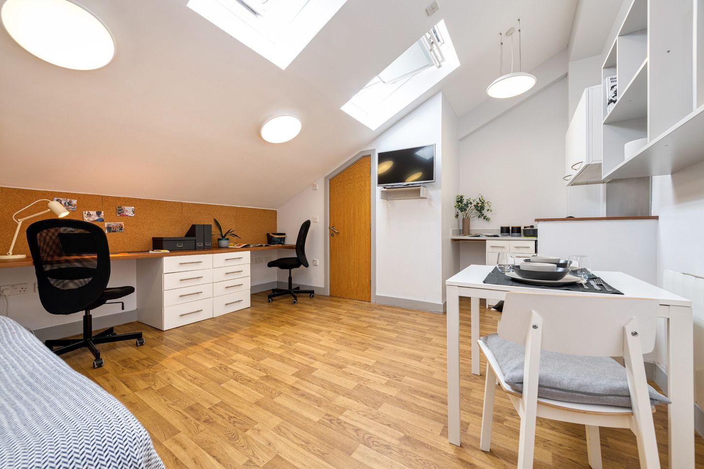  Luxury Plus Studio  -  Collegiate St James Street  - Gallery -  5