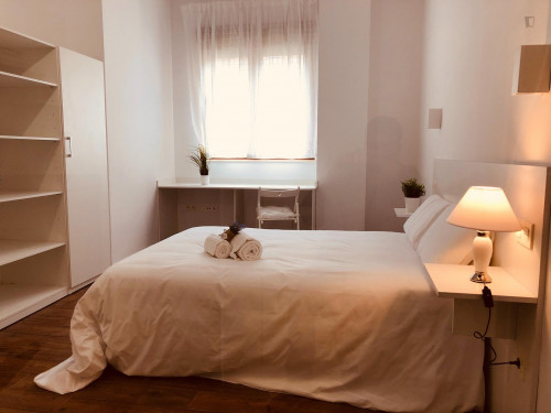 Studio, in a residence near Puente Romano