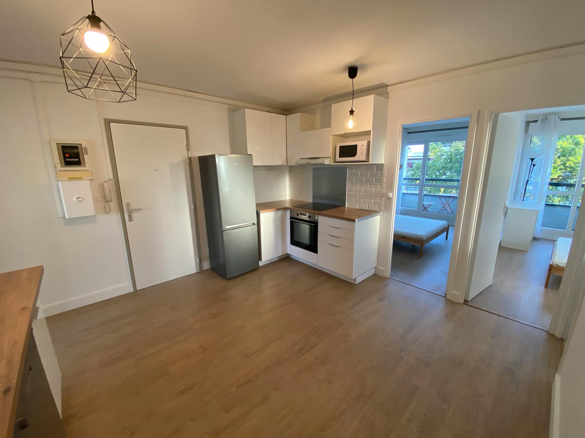  Private Room  -  Rue de l'Horloge, Pessac  - Gallery -  1