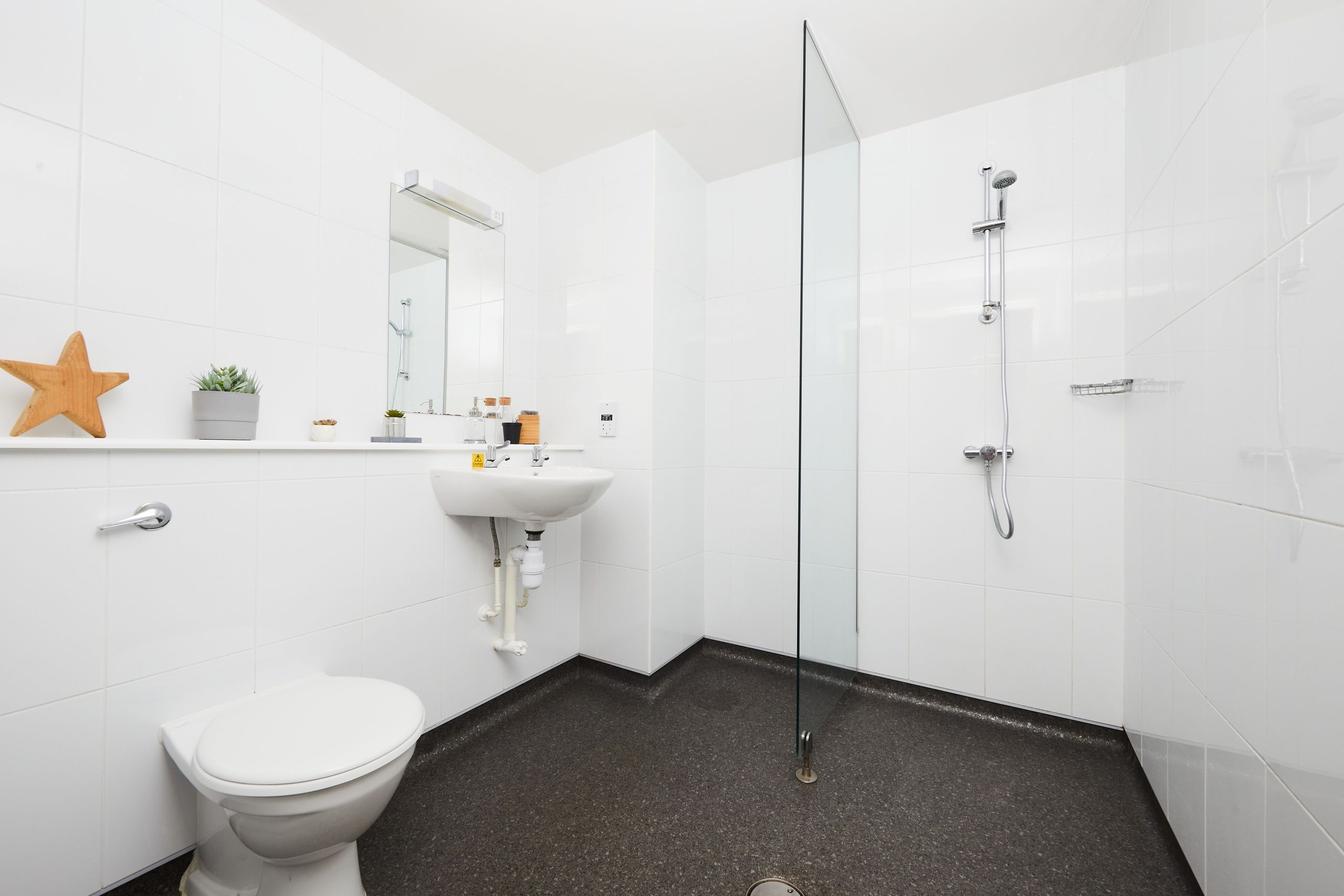 Silver En-Suite - باجوت ستريت - Gallery - 3