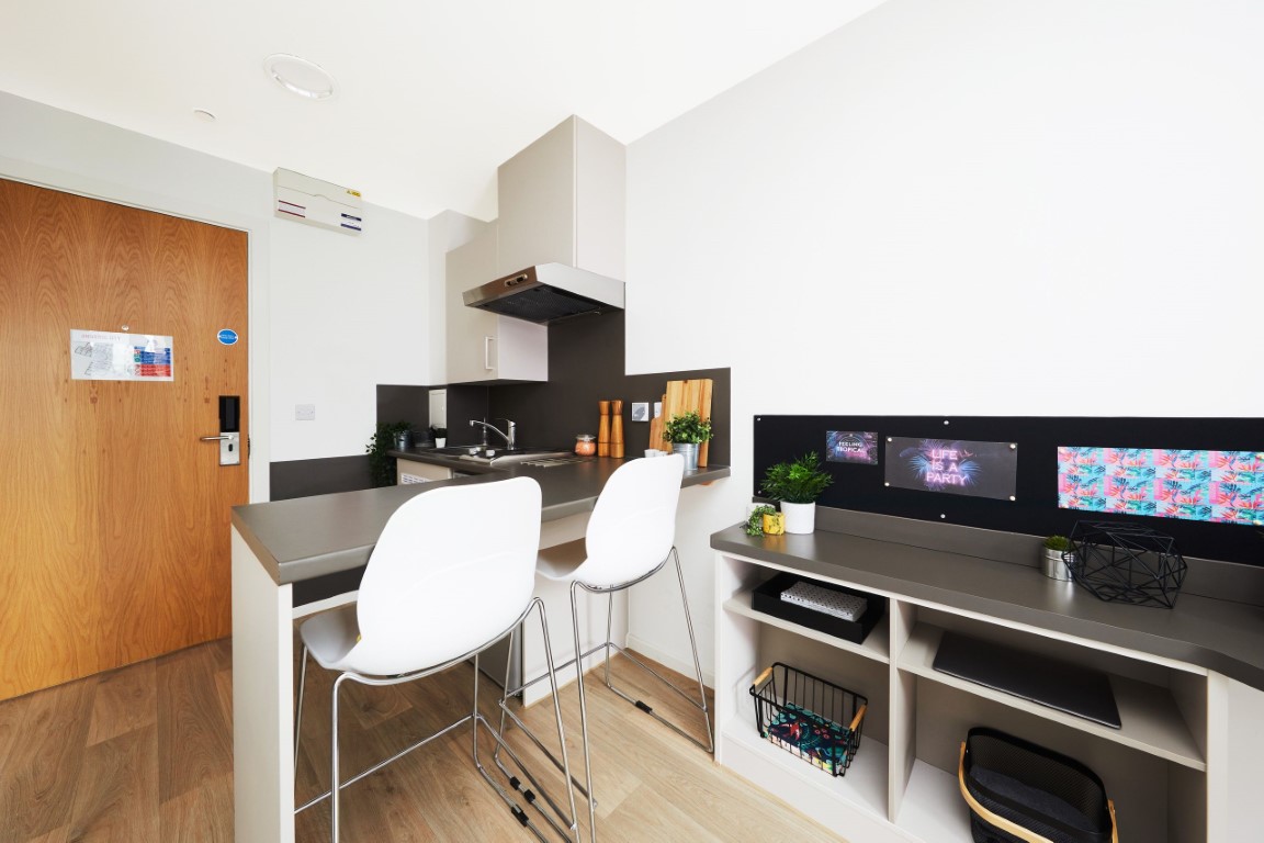  Gold Studio  -  Collegiate Bagot Street  - Gallery -  2