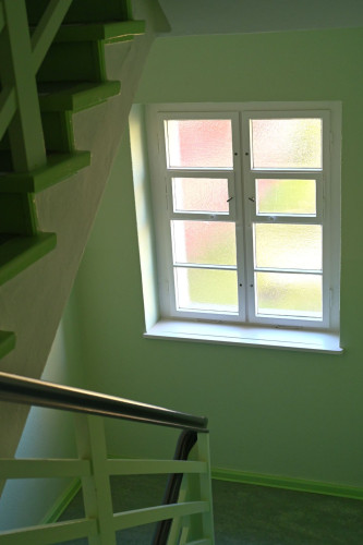 Rosemarie - Bright and quite two-room flat with fast internet embraces concentration and contemplation