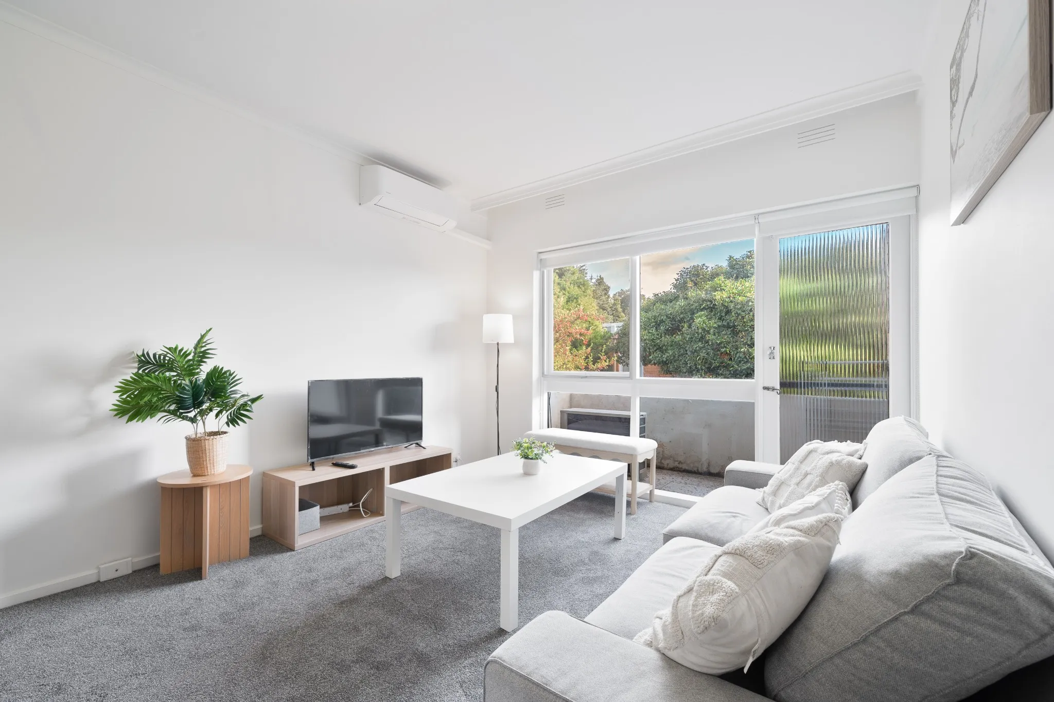  Room 1  -  Caulfield North  - Gallery -  4