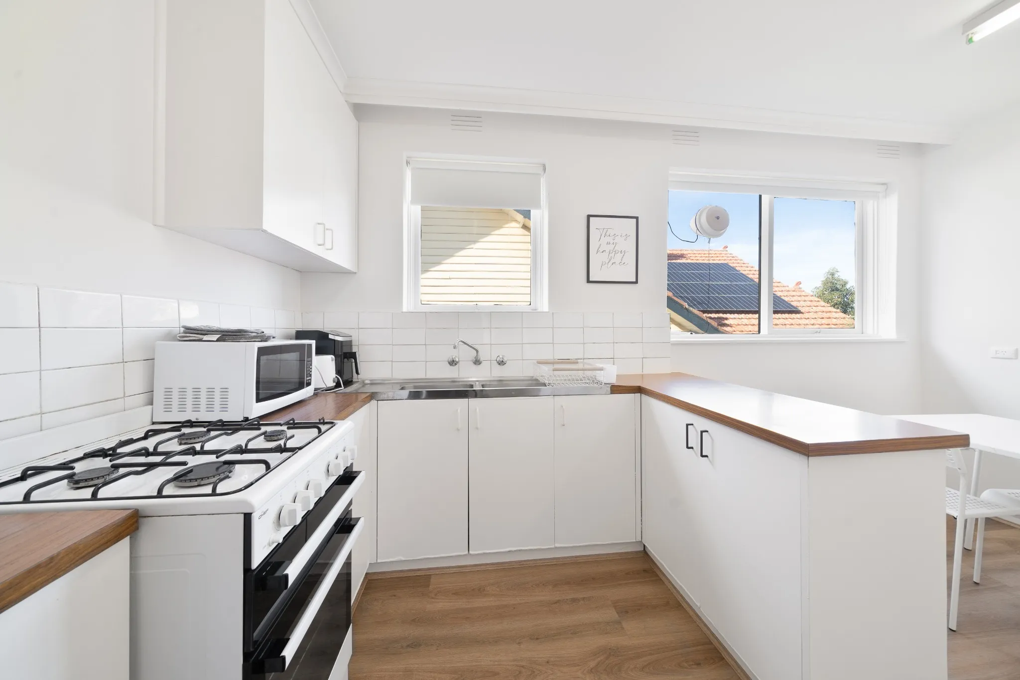  Room 1  -  Caulfield North  - Gallery -  9