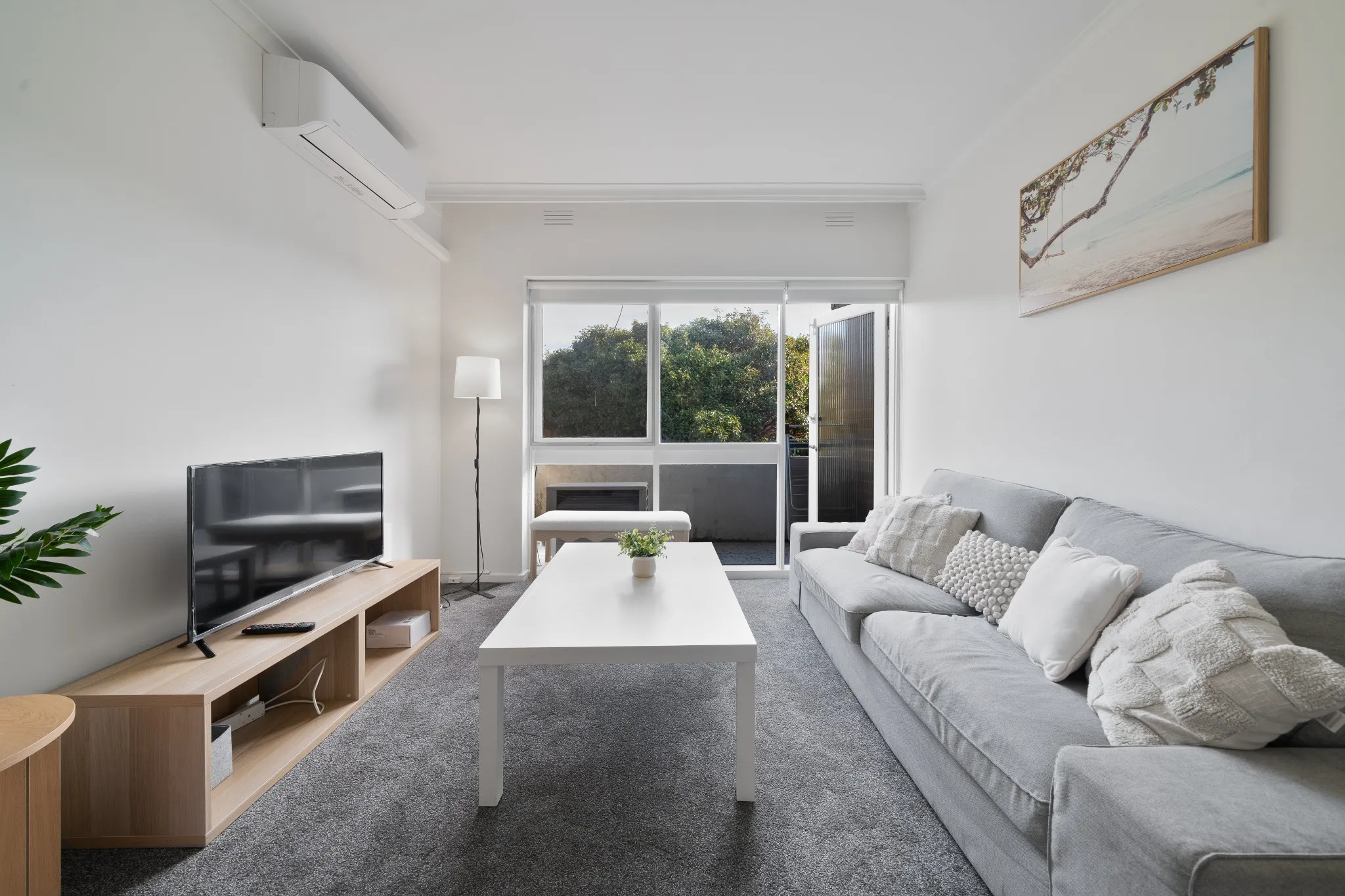  Room 1  -  Caulfield North  - Gallery -  3