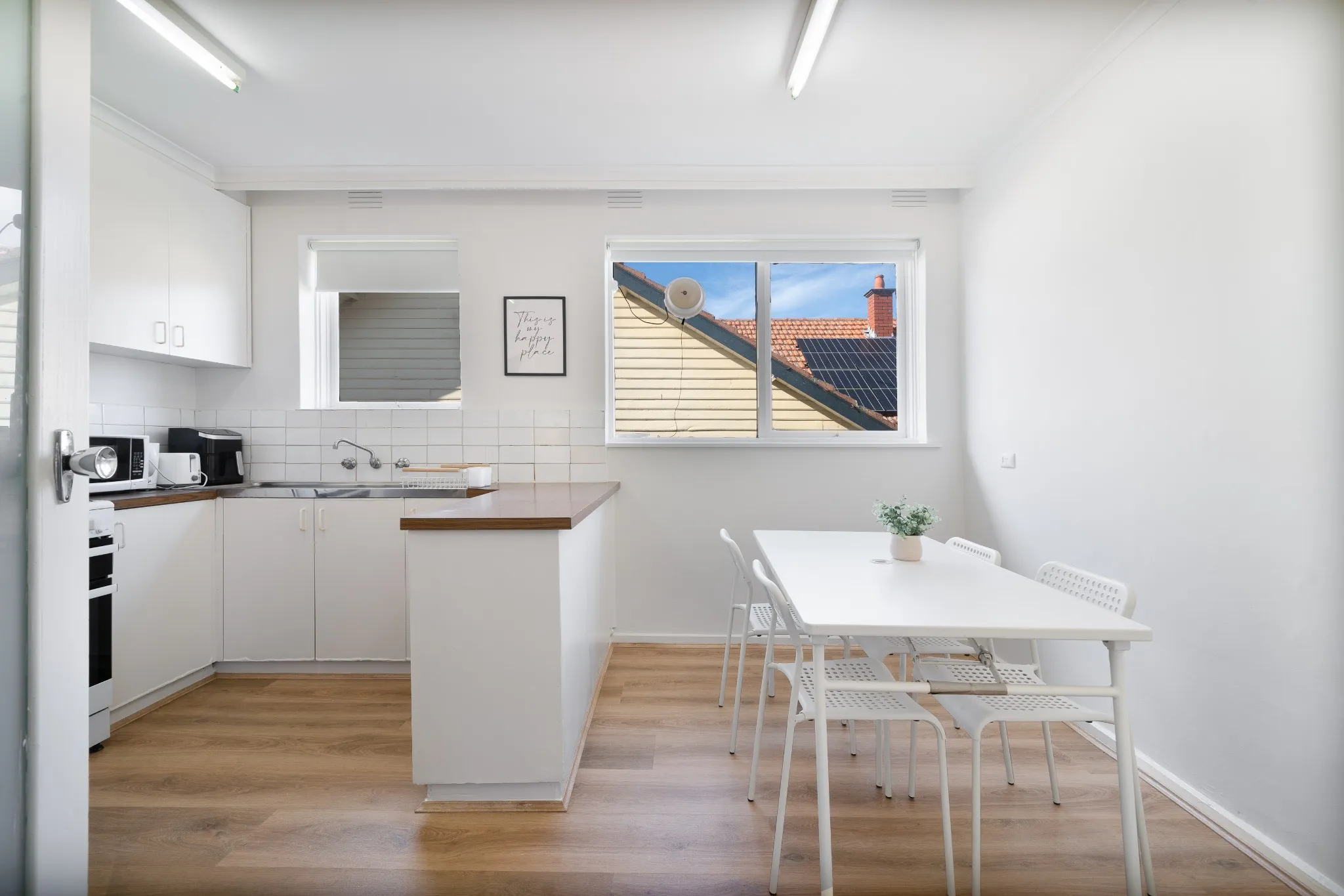  Room 1  -  Caulfield North  - Gallery -  8