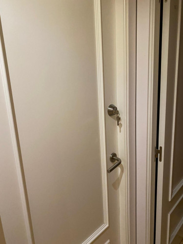 Cozy single bedroom in a 4-bedroom apartment near Parc Central