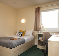  بلاتينوم اونسويت  -  نيو بورت ستيودنت فاليدج  - Gallery -  5