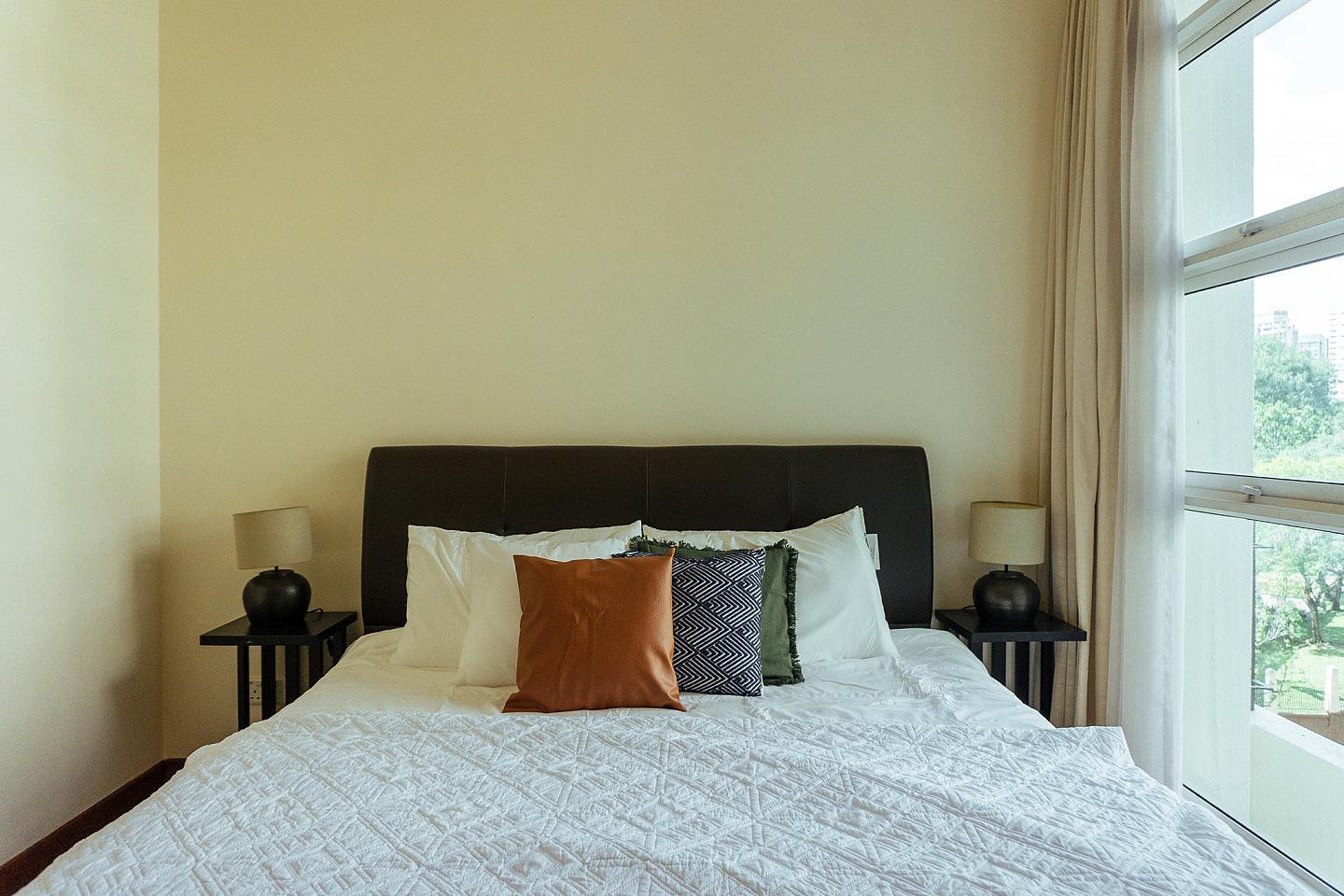 Executive Suite - 1