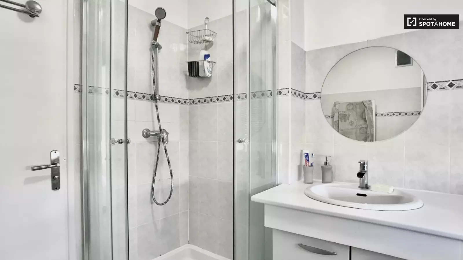 Bedroom 4 - Room in a shared 4-bedroom apartment for rent in Floréal-Allende-Mutuelle - Gallery - 2