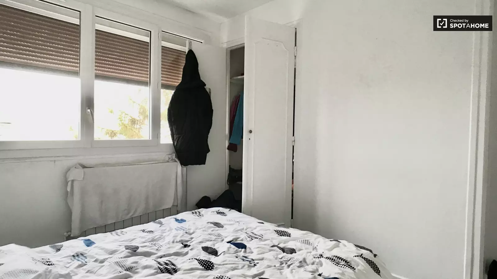 Bedroom 4 - Room in a shared 4-bedroom apartment for rent in Floréal-Allende-Mutuelle - Gallery - 11