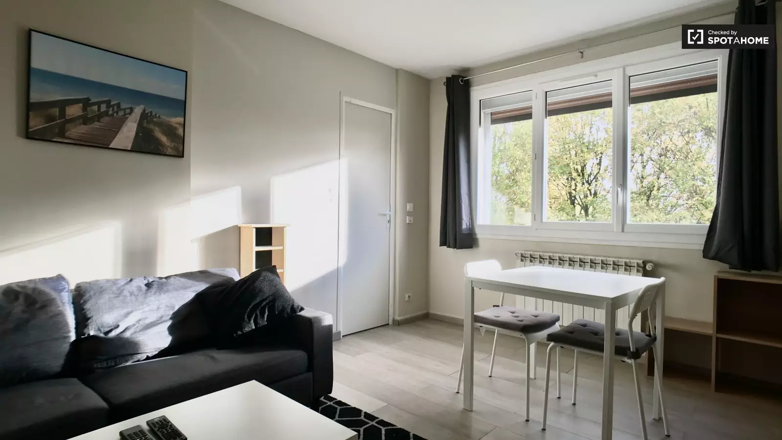 Bedroom 4 - Room in a shared 4-bedroom apartment for rent in Floréal-Allende-Mutuelle - Gallery - 8