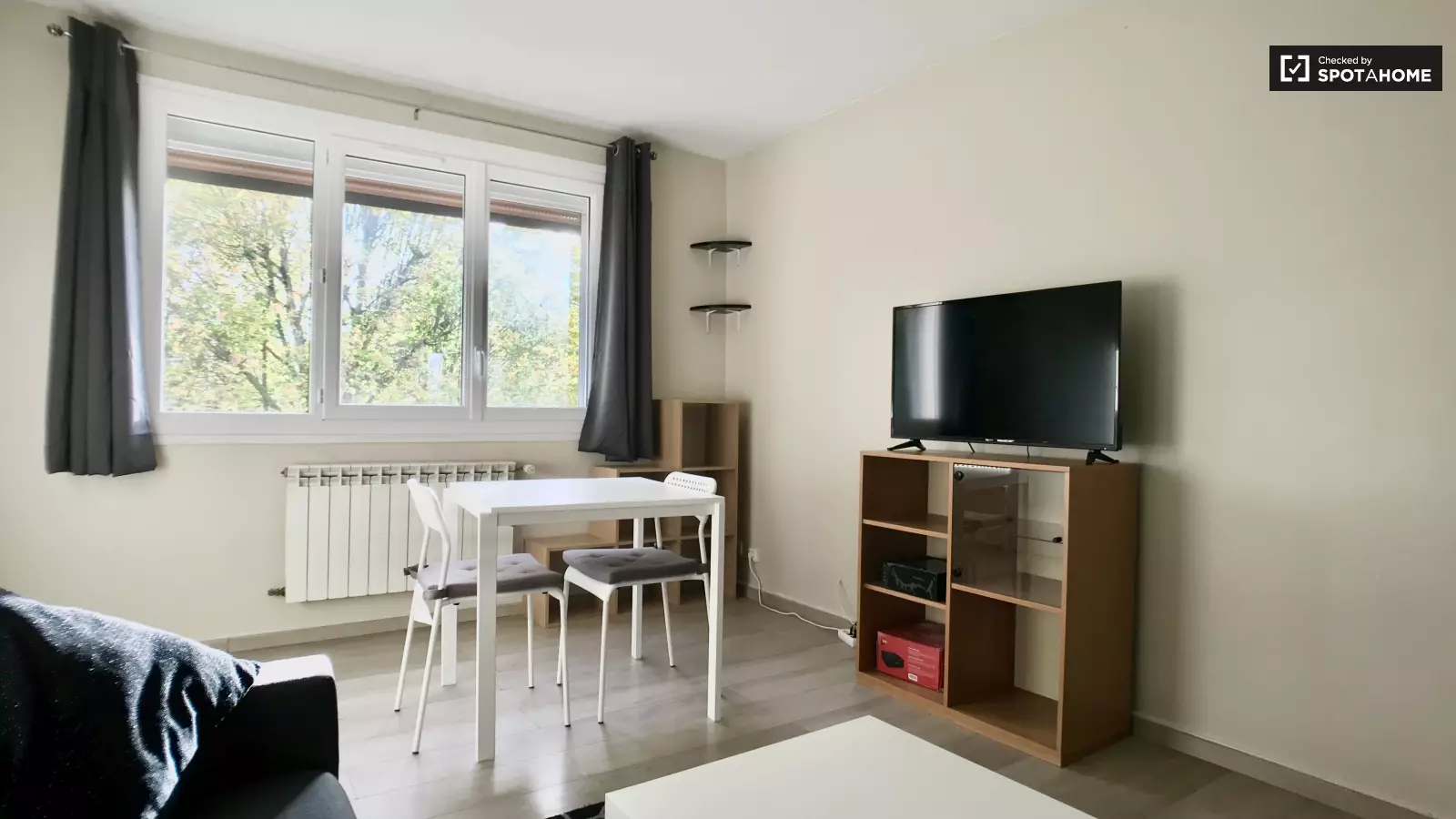 Bedroom 4 - Room in a shared 4-bedroom apartment for rent in Floréal-Allende-Mutuelle - Gallery - 2