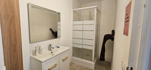 Welcoming double bedroom in Grange Rouge - Viviani