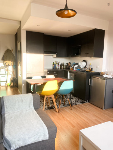 Welcoming double bedroom in Villeurbanne  - Gallery -  5