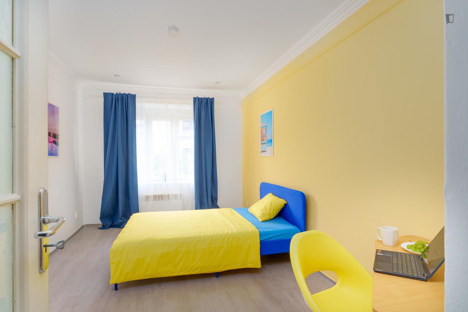  Beautiful And Sunny Double Bedroom In Jezerka  -  Beautiful and sunny double bedroom in Jezerka  - Gallery -  1