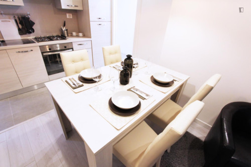 Spacious Singe Bedroom in a Shared Apartment  - Gallery - 3