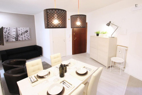 Spacious Singe Bedroom in a Shared Apartment  - Gallery - 4
