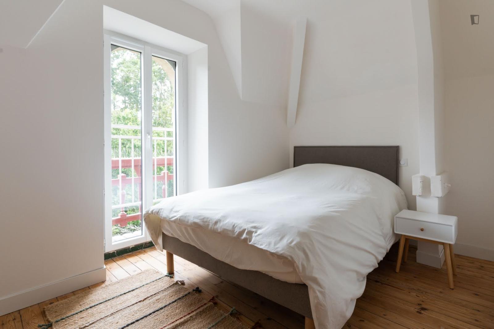 Charming Double Ensuite Bedroom In Orvault - 1