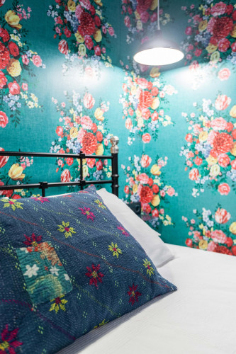 Frida Kahlo studio at Catalunya Square - Gallery - 16