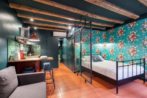 Frida Kahlo studio at Catalunya Square - Gallery - 13