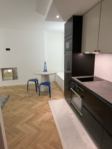 Two rooms near rue des Martyrs