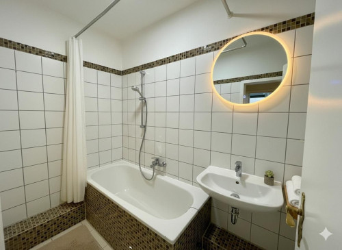 Fitter's apartment / employee accommodation for up to people – fully furnished