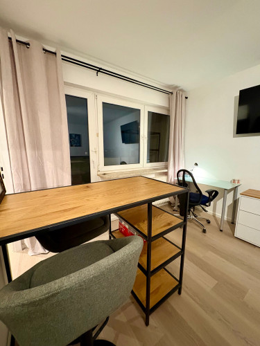 Gorgeous & spacious studio in Gesundbrunnen, Berlin