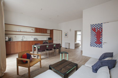 Stunning Coliving Townhouse in Tranquil Woluwe-Saint-Pierre with Modern Amenities