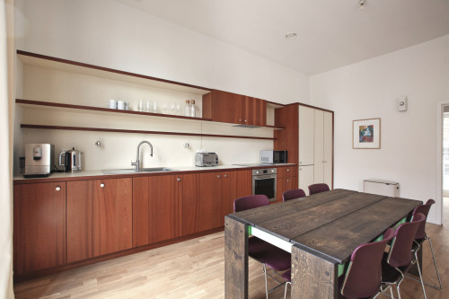 Stunning Coliving Townhouse in Tranquil Woluwe-Saint-Pierre with Modern Amenities