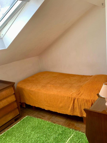 Fascinating Single Bedroom close to University of Coimbra