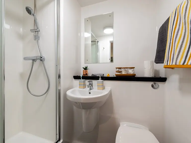 Premium Studio - Carrick View - Gallery - 4
