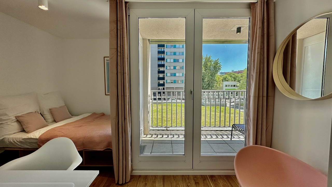 Premium Balcony - 9