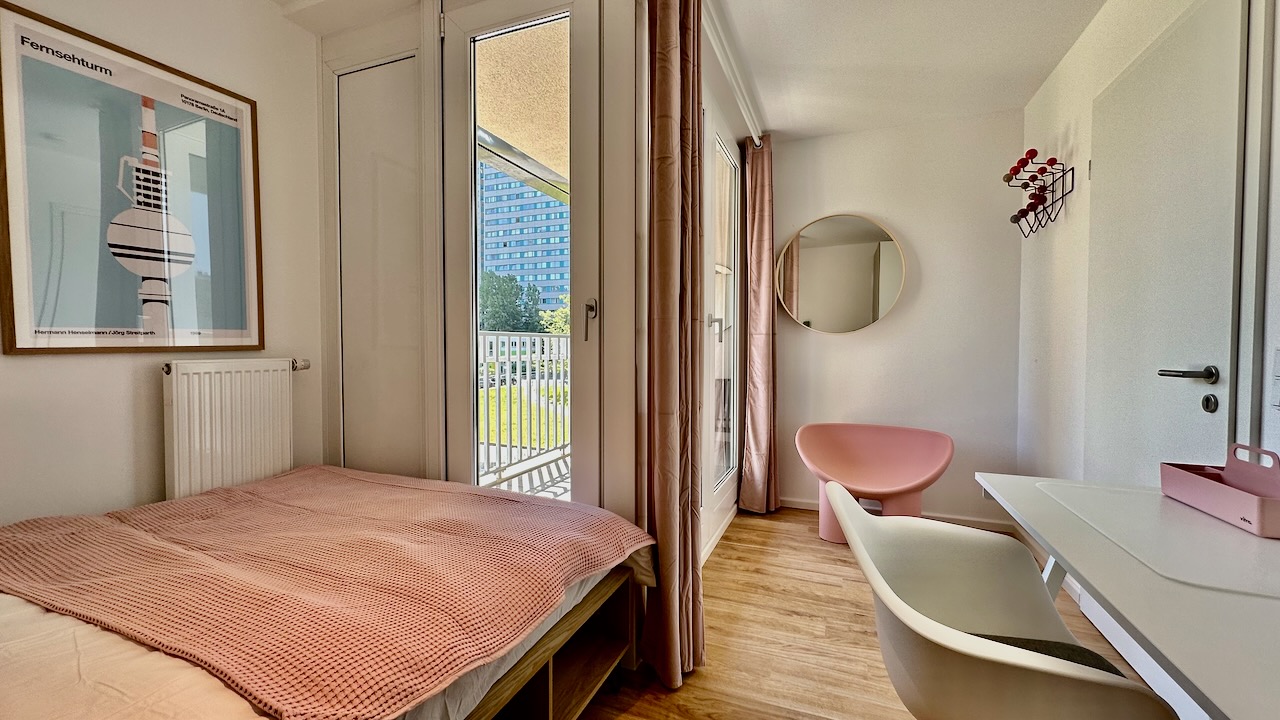 Premium Balcony - 10