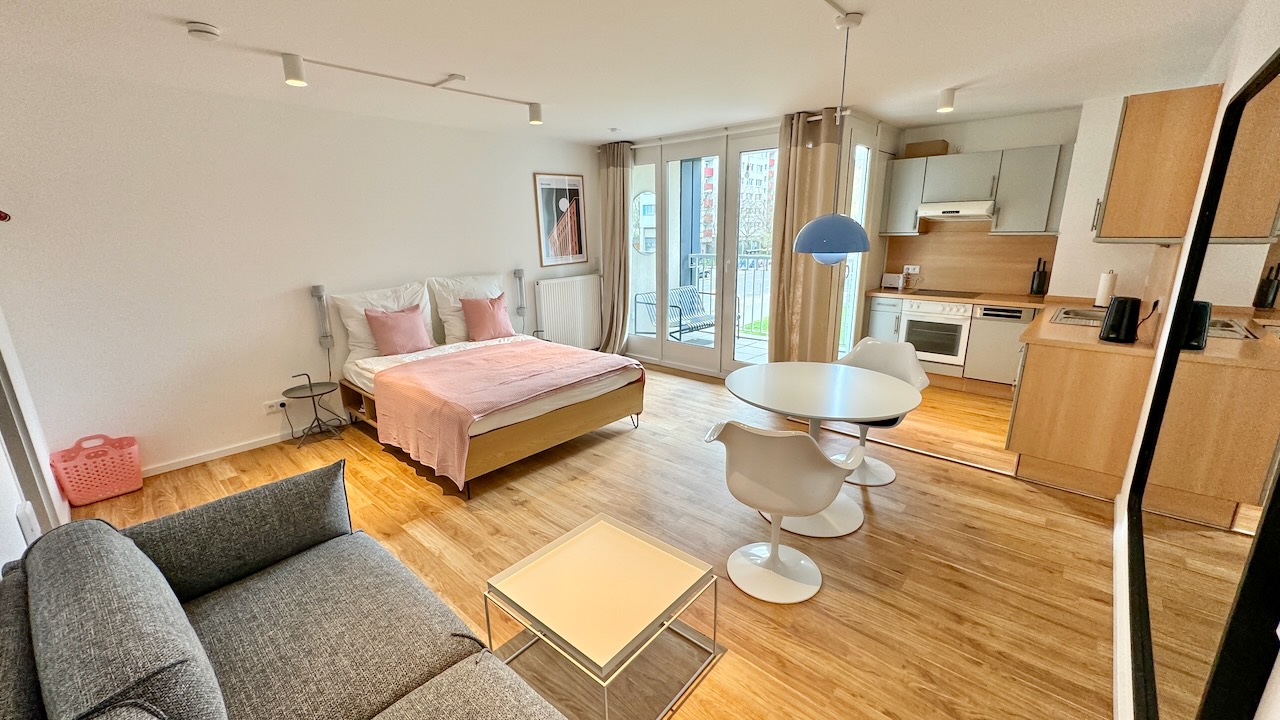 Studio Apartment - 11