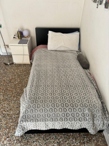 Single bedroom in a Shared Apartment in Rome