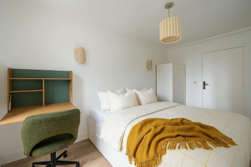 Place de la Réunion, Paris