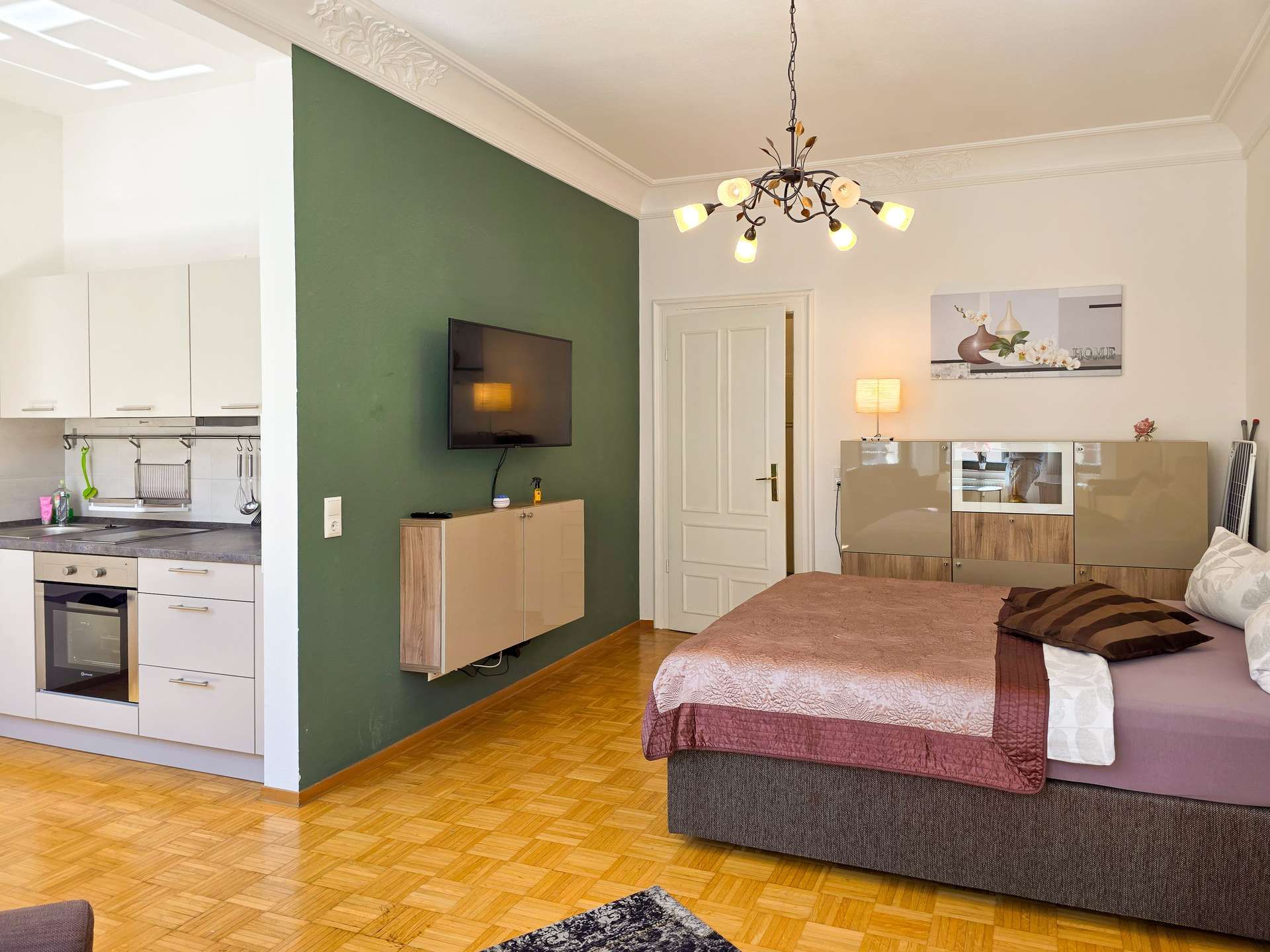 Stylish Art Nouveau Studio With Home Office & Garden In Leipzig - Stylish Art Nouveau Studio with Home Office & Garden in Leipzig - Gallery - 2