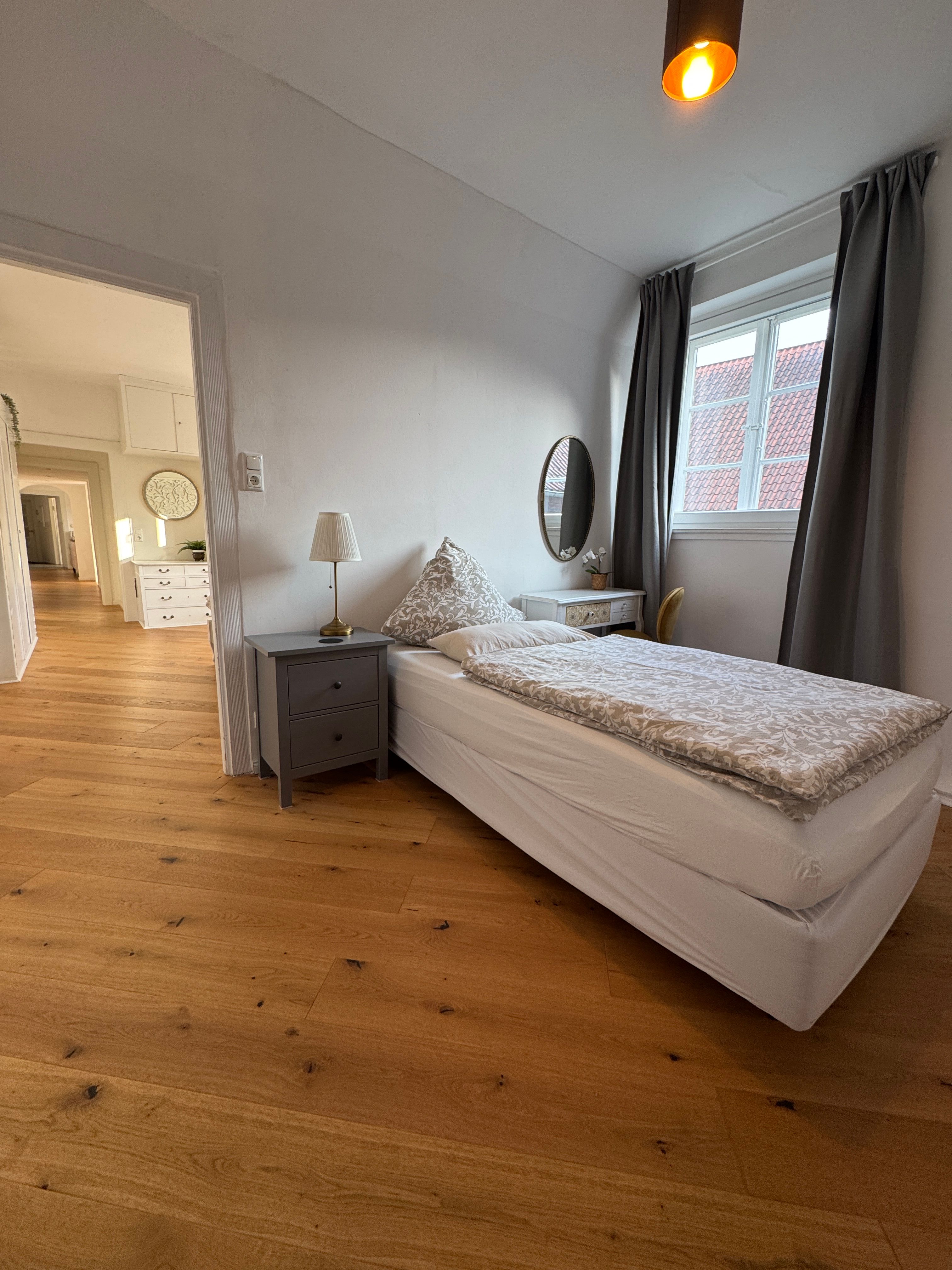  Spacious And Quiet Apartment In Historic Lüneburg Altstadt  -  Spacious and quiet apartment in historic Lüneburg Altstadt  - Gallery -  2