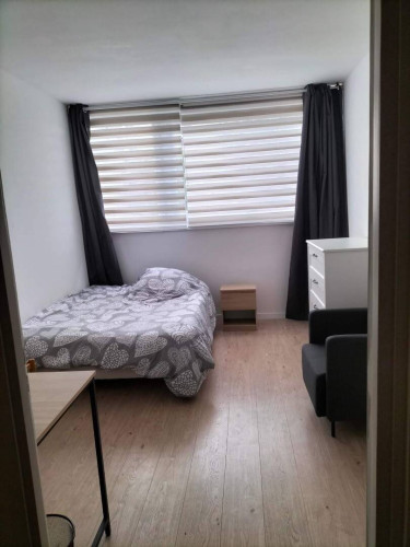 98m² Private room in a flatshare for 3 people