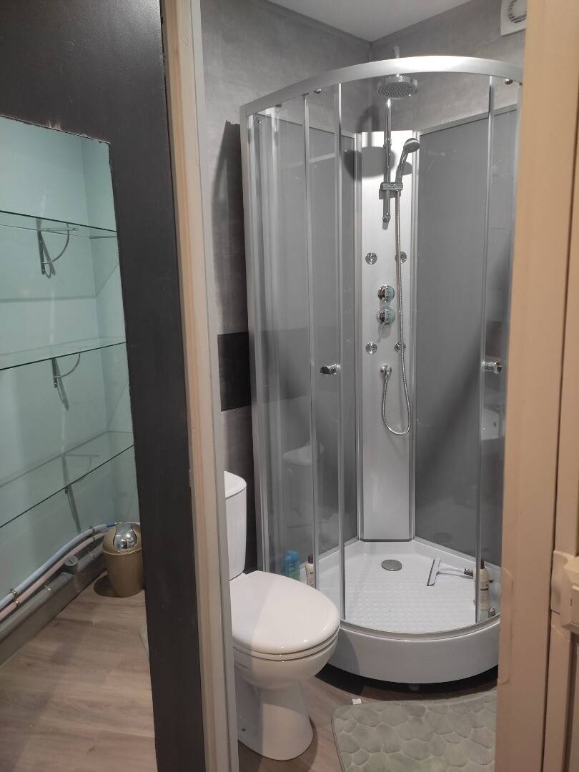 Room 2 - 98m² Private room in a flatshare for 3 people - Gallery - 2