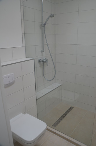 Bright Loft Apartment Furnished, Including All Utilities and Weekly Cleaning - Gallery - 10