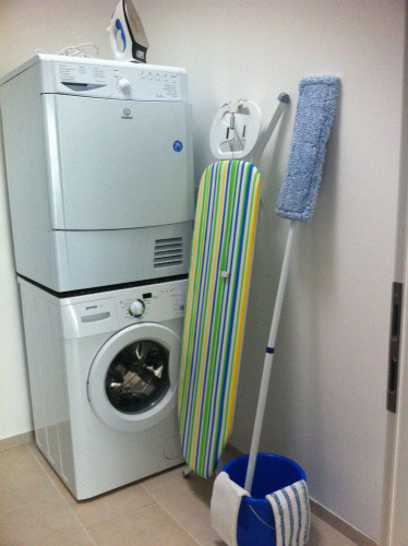 Bright Loft Apartment Furnished, Including All Utilities and Weekly Cleaning - Gallery - 12