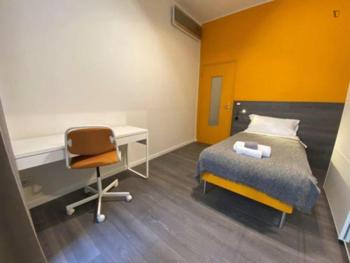 3-Bedroom apartment with a terrace, in the centre of Bologna