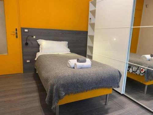 3-Bedroom apartment with a terrace, in the centre of Bologna  - Gallery -  5