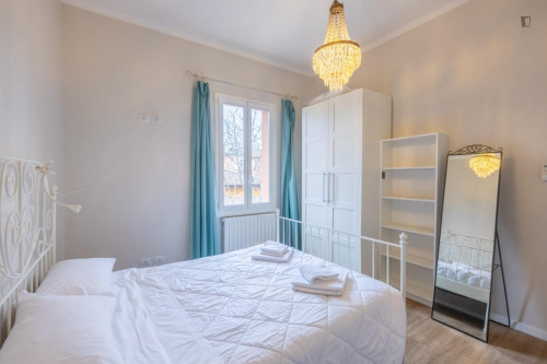 Appealing 2-bedroom apartment in Bolognina